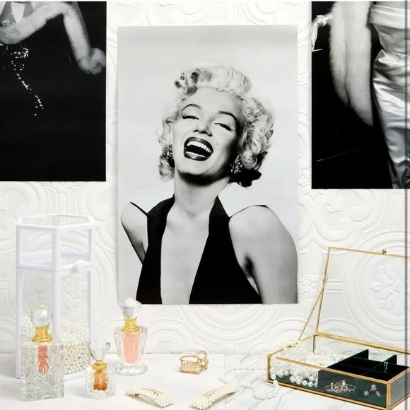 Vintage Hollywood Glamour Posters - Picture 2 of 6